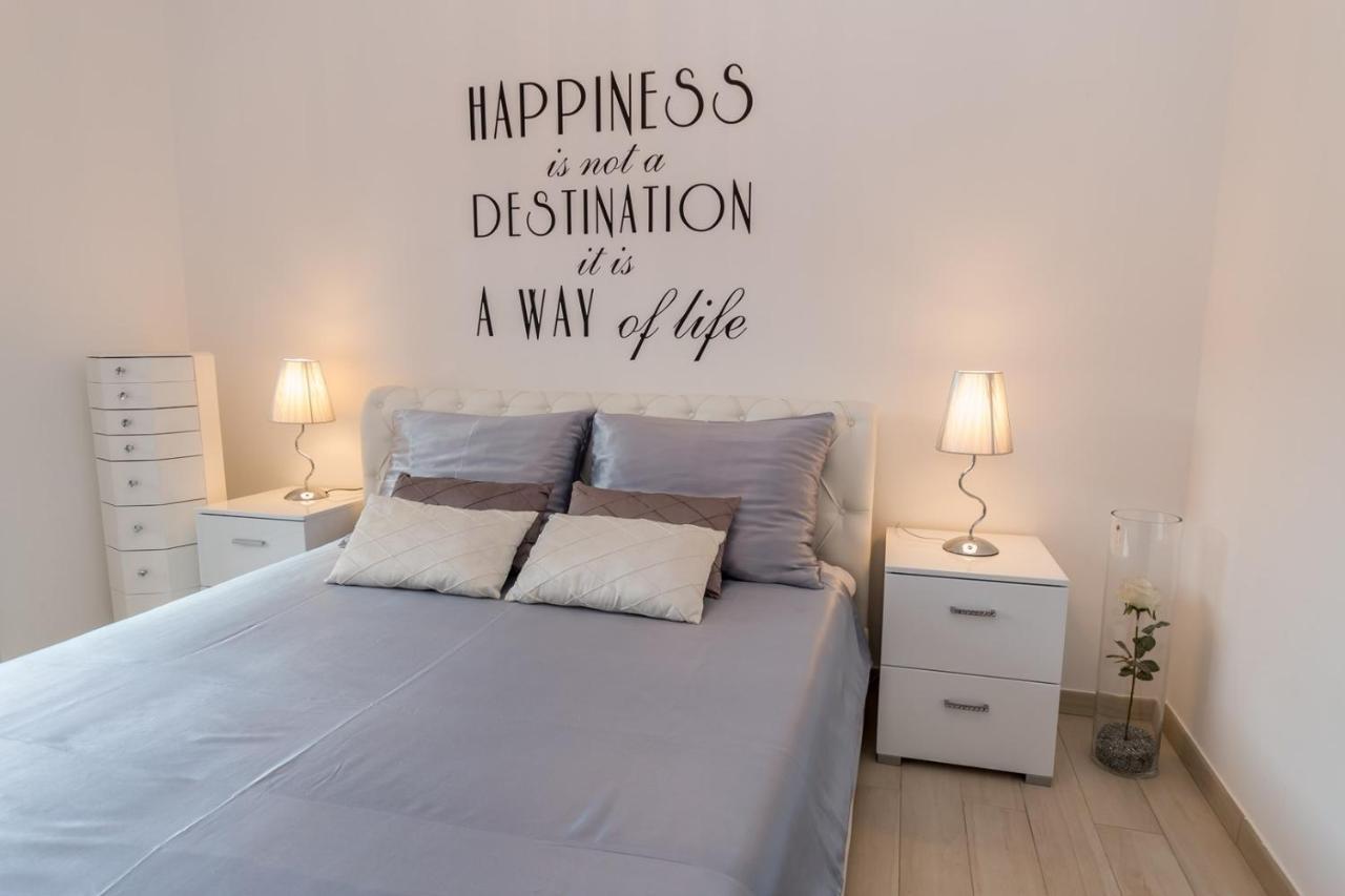 Holiday House Queens With Sea View Selce Exterior foto